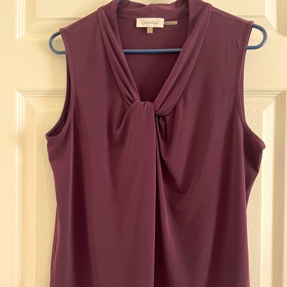 Office style sleeveless blouse